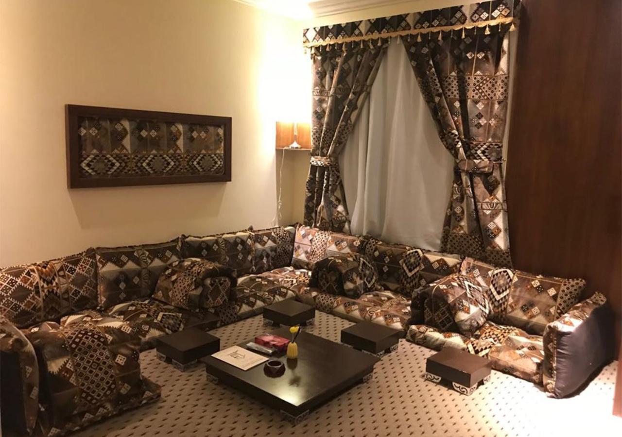 هذا منزلى الحمراء الرياض المظهر الخارجي الصورة